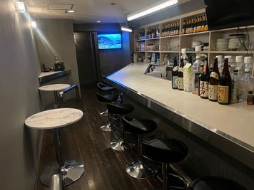 間貸しBAR   レンタルスペース キッチン付きBAR レンタルBAR  1日貸切BARの室内の写真