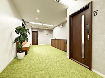 東京会議室 BL会議室 池袋西口店 RoomD（セルフ設営/当日予約OK）の入口の写真