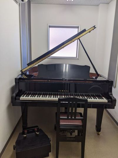 グランドピアノ防音部屋 1番教室 - ユニスタイル鎌取